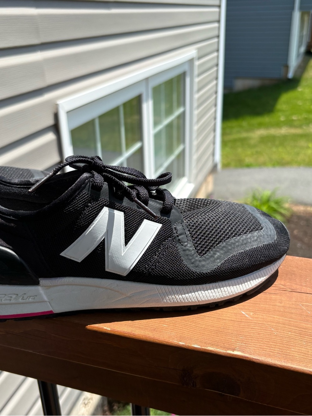 NEW BALANCE 247S LOW TRAINERS SPORTS SNEAKER WOMEN SHOES BALCK/PINK SIZE 9 - Picture 13 of 13